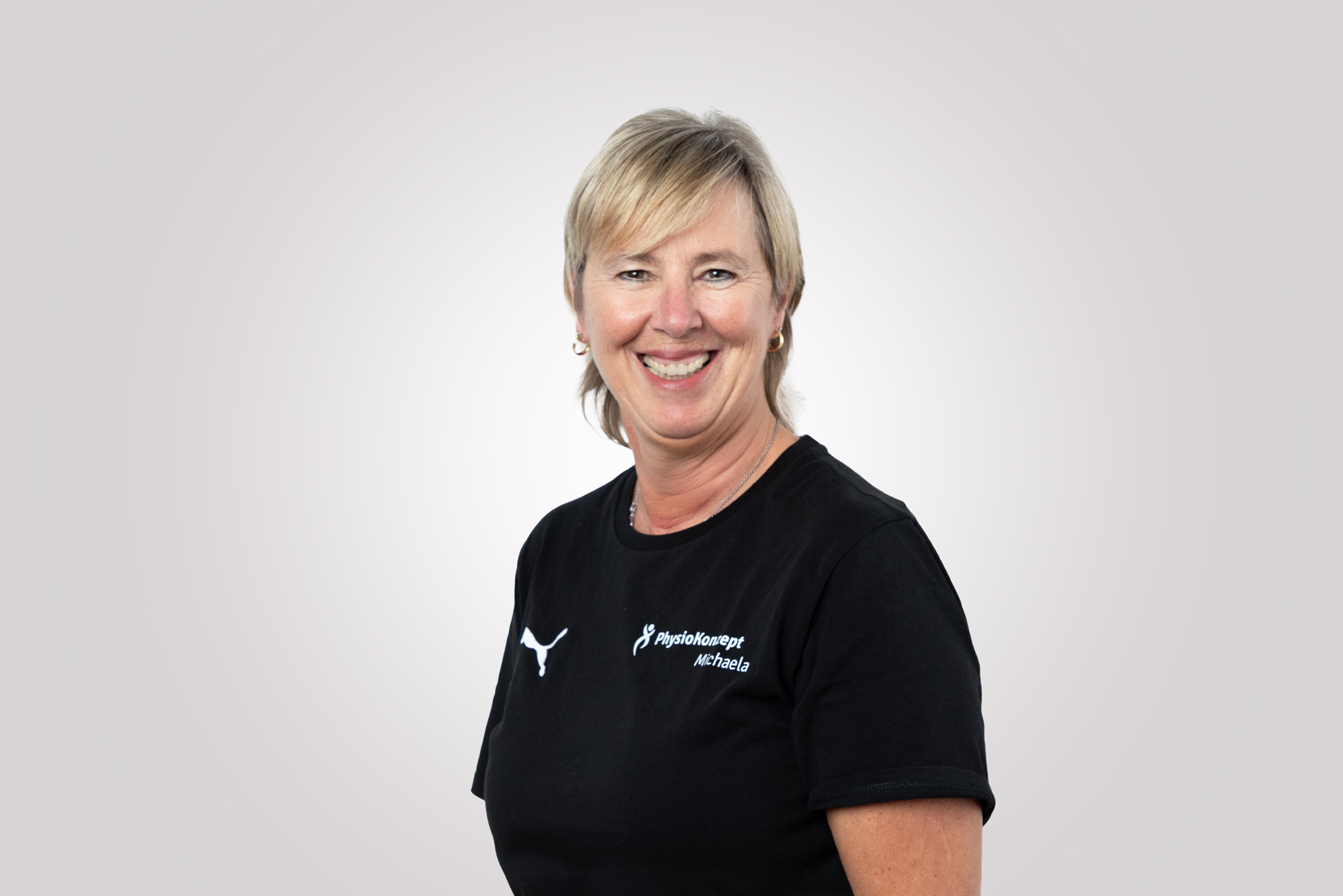 Team - Physiotherapie Waldbüttelbrunn - Ferdinand Bühring - Rezeption: Angelika Dehmel